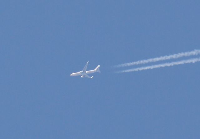 BOEING 767-300 — - American Airlines Flight#71,flying over London,Canada(CYXU),coming from Frankfurt Intl(EDDF)onroute to Dallas Fort Worth Intl(KDFW)