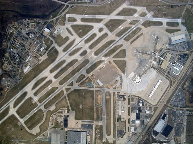 Cessna Conquest 2 (N454EA) - Picture was taking from a Cessna Conquest from about 10000ft