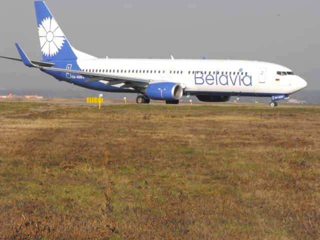 Boeing 737-800 (EW-456PA)