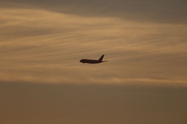 Airbus A380-800 (G-XLEC)