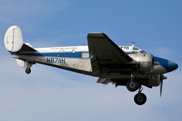 Beechcraft 18 (N8711H)