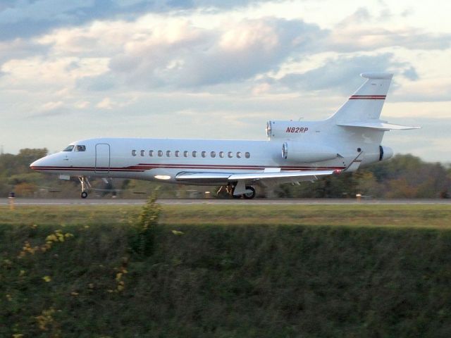 Dassault Falcon 7X (N82RP)