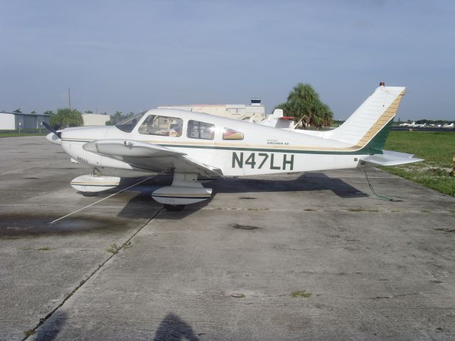 Piper Cherokee (N47LH)