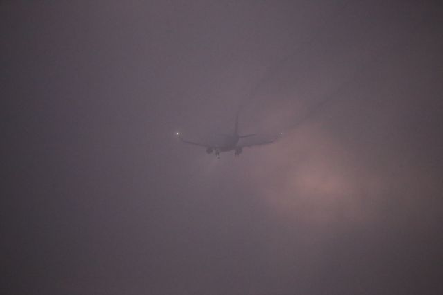 Embraer 175 —