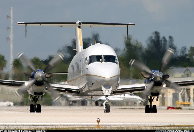 Beechcraft 1900 (GFT9161)