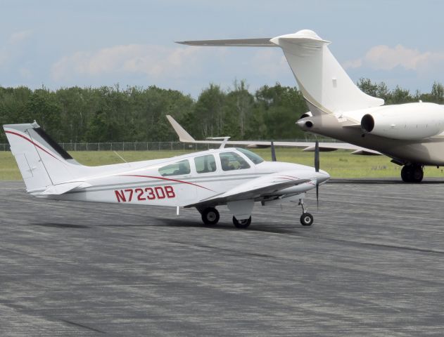 Beechcraft 55 Baron (N723DB)