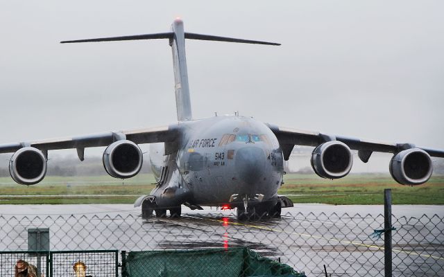 05-5143 — - rch480 usaf wright-patterson c-17a 05-5143 powering back off stand at shannon 22/2/17.