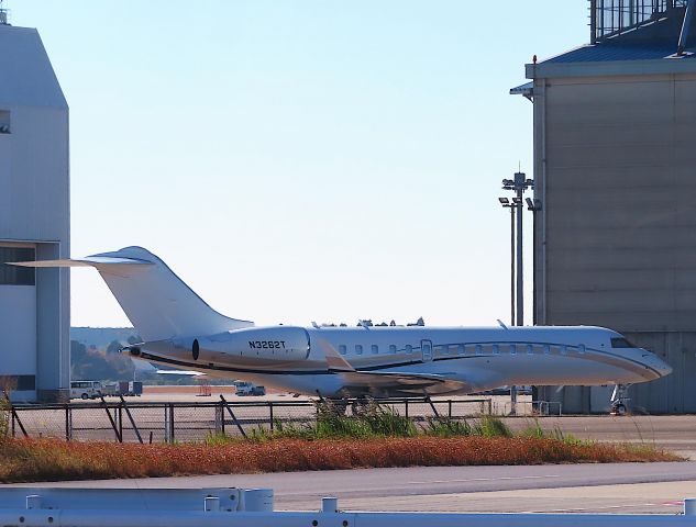 Bombardier Global Express (N3262T) - Photo taken on Dec 02, 2023.