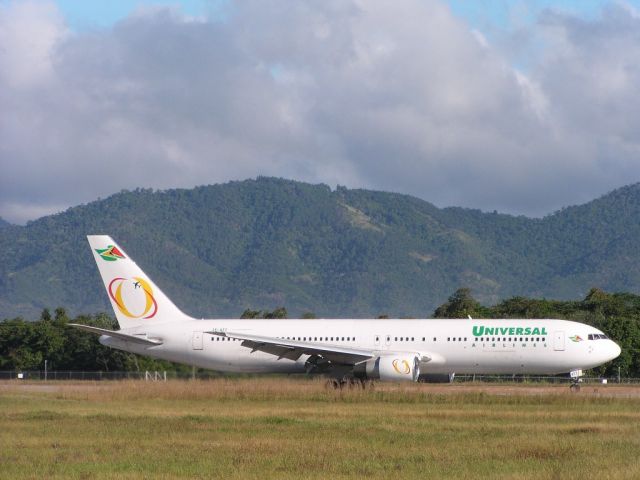 BOEING 767-300 (TF-ATT)