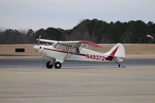 Piper Cherokee (N49372)