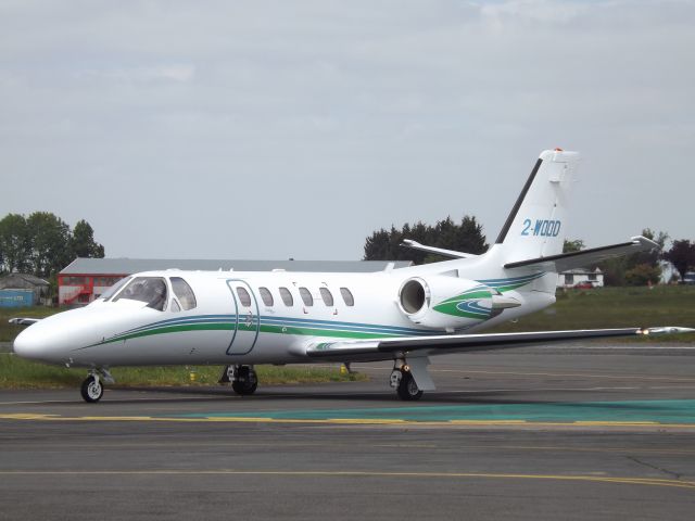 Cessna Citation II (2-WOOD) - Taxing back to the hanger at Gloucestershire Airport.