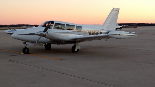 Piper PA-30 Twin Comanche (N46EA)