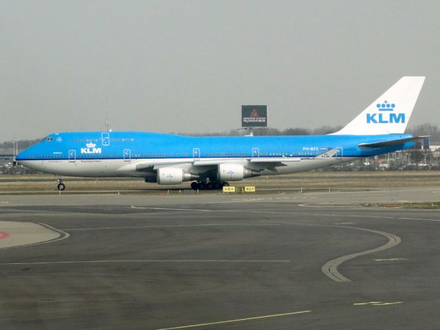 Boeing 747-400 (PH-BFE)