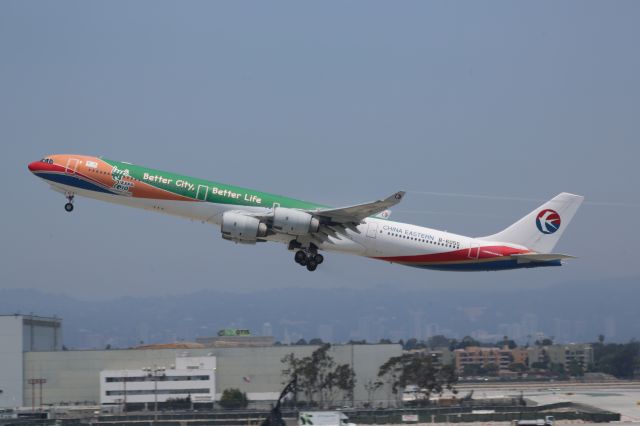 Airbus A340-600 (B-6055)