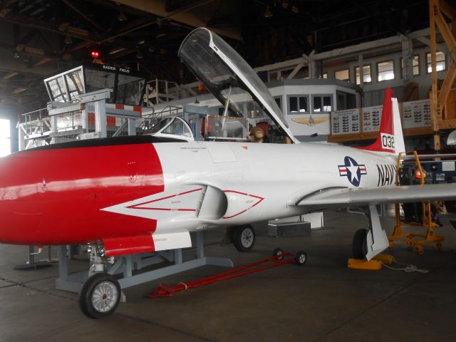 Lockheed T-33 Shooting Star (51-9032)