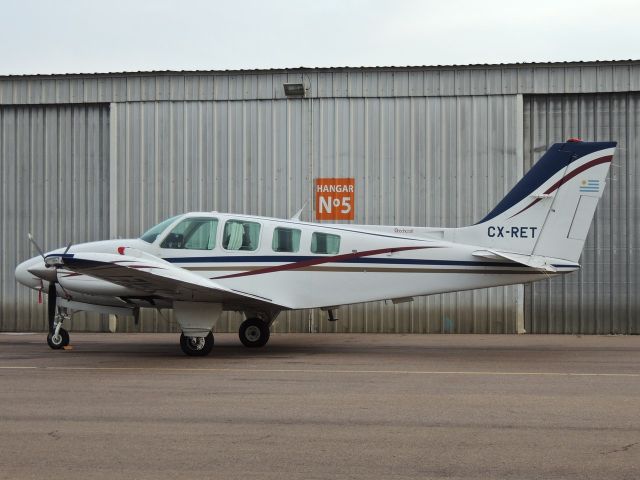 Beechcraft Baron (58) (CX-RET)