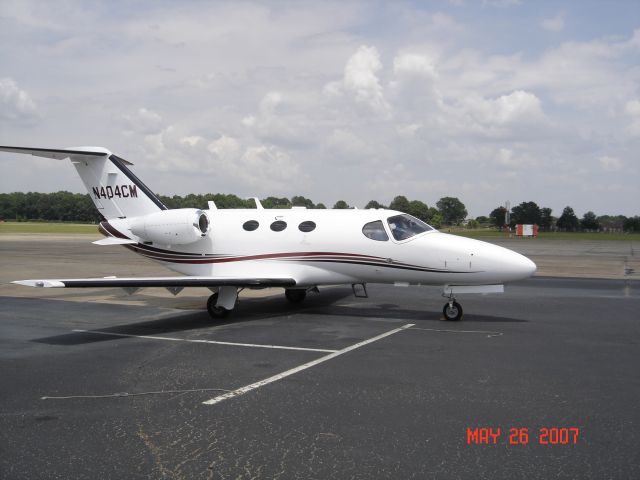 Cessna Citation Mustang (N404CM) - Mustang Demo May 07