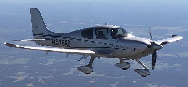 Cirrus SR-22 (N516KS)