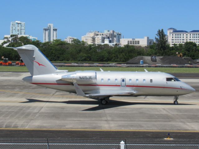 Canadair Challenger (N415JE)