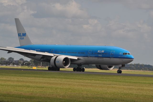 Boeing 777-200 (PH-BQN)