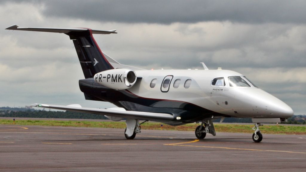 Embraer Phenom 100 (PR-PMK)