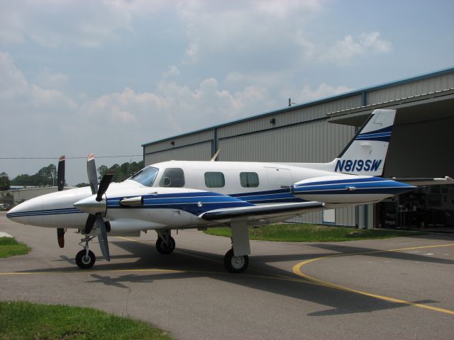 Piper Cheyenne 3 (N819SW)