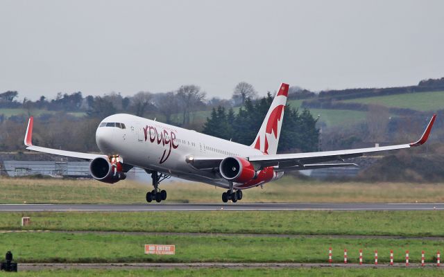 C-GHLT — - air canada rouge b767-33er c-ghlt dep shannon 30/10/17.