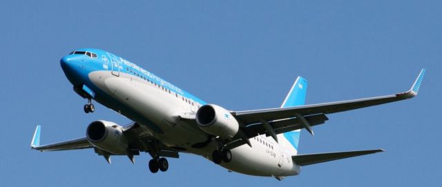 Boeing 737-700 (LV-GVB)