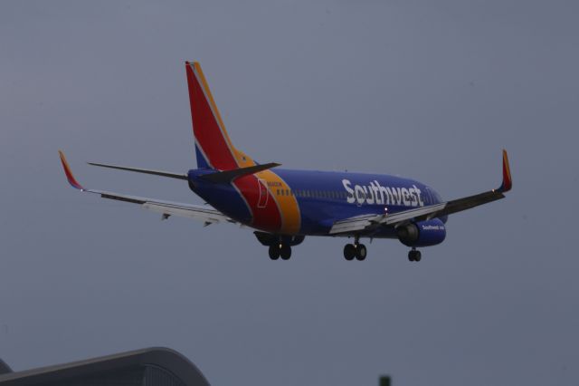 Boeing 737-800 (N640SW)
