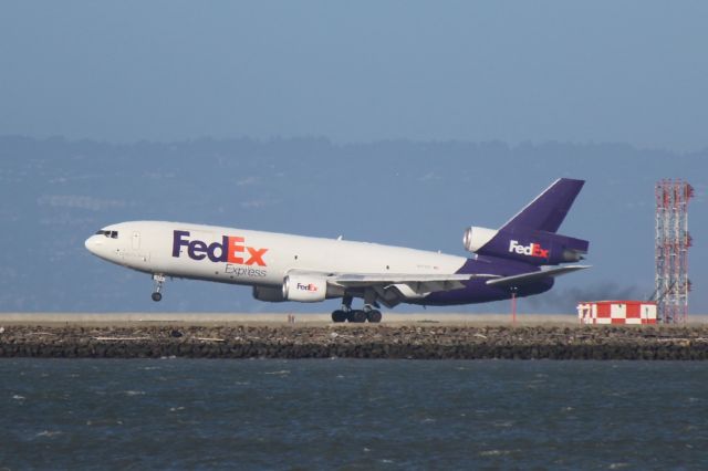 McDonnell Douglas DC-10 (N373FE)