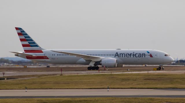 Boeing 787-9 Dreamliner (N839AA) - American Airlines 787-9 on the tarmac at DFW on 11/22/2021. Taken with a Canon 850D and Canon 70-300mm. 