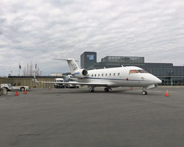 Canadair Challenger (N601WY) - New livery with CERCY on the tail