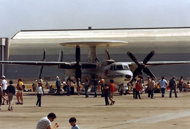 Grumman E-2 Hawkeye — - KNUQ - E-2 Hawkeye at the NAS Moffett Field Airshow - this should be about 1987.