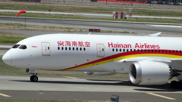 Boeing 787-8 (B-2759) - B-2759 Hainan Airlines Boeing 787-8 Dreamliner - cn 38056 / ln 274br /First Flight * Mar 2015br /Age 0.3 Yearsbr /2015-06-15 HU7989 Beijing (PEK) San Jose (SJC) 15:08-->Landed 11:43br /中国海南航空，北京飞圣何塞，首航，第一次在圣何塞SJC降落。