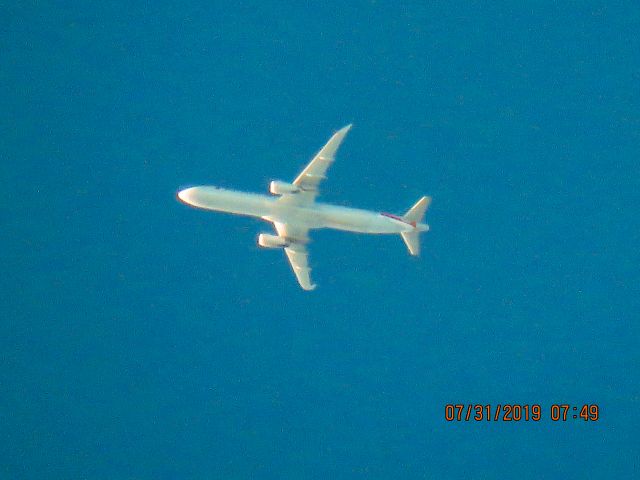 Airbus A321 (N117AN)