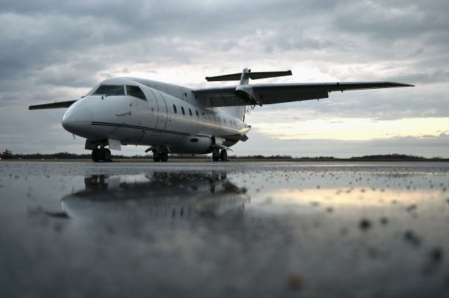 Fairchild Dornier 328JET (N406FJ)