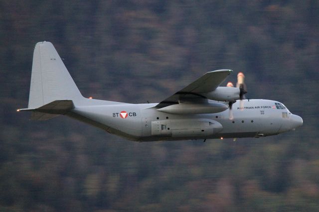 Lockheed C-130 Hercules (8TCB)