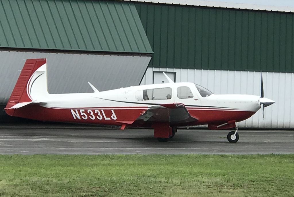 Mooney M-20 (N533LJ)