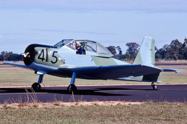 VH-JJG — - COMMONWEALTH CA-25 WINJEEL - REG : VH-JJG (CN CA25/45) - MANGALORE VIC. AUSTRALIA - YMNG (19/4/1992) 35MM SLIDE SCANNED WITH A EPSON PERFECTION V700 FLATBED SCANNER.