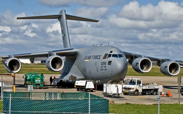 Boeing Globemaster III (10-0216) - McChord c-17 100216 62nd aw on stand at shannon.