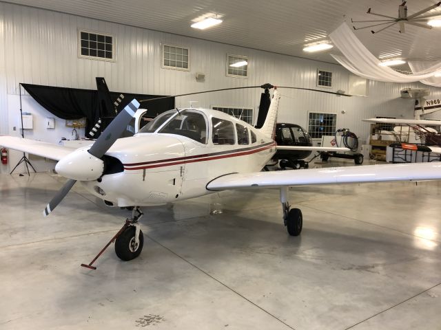 Piper Cherokee (N3059B)