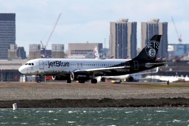 Airbus A320 (N633JB) - Jet Blue A320 in new Brooklyn Nets Basketball team livery departing Boston Logan on 11/14/18.