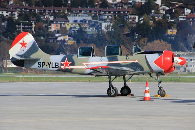 YAKOVLEV Yak-52 (SP-YLB)