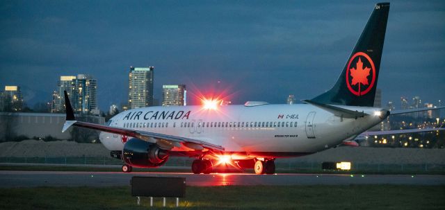 Boeing 737 MAX 8 (C-GEJL) - Air Canada Boeing 737 Max 8 lining up for an unusual departure from 26R at YVR during evening twilight. 