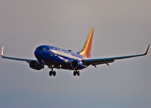 Boeing 737-700 (N933WN)