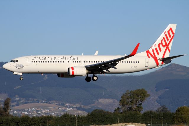 Boeing 737-800 (VH-YIT)