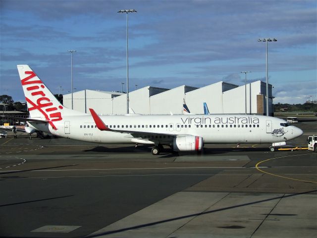 Boeing 737-800 (VH-YIJ) - Virgin Australia Boeing 737-8FE(WL) VH-YIJ (MSN 39924) at Sydney Airport Australia 16 August 2023.