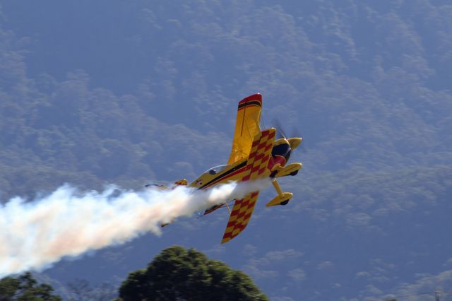 — — - wings over illawarra 2016 Australia.