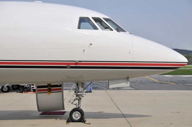 Dassault Falcon 900 (N950SF) - Seen at KFDK on 4/26/2009.