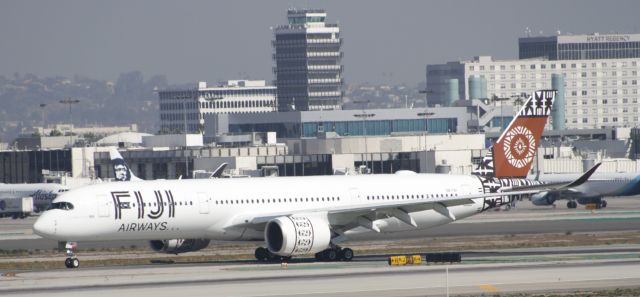 Airbus A350-900 (DQ-FAI)